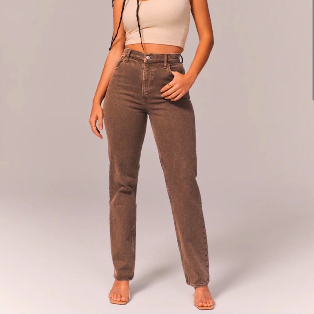 Abercrombie & Fitch Straight Leg Jeans in Brown